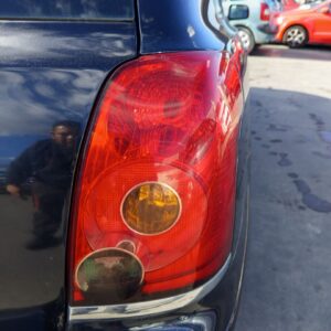 PILOTO TRASERO DERECHO TOYOTA AVENSIS WAGON (T25)