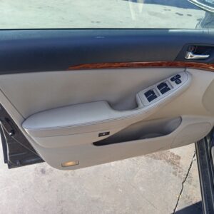 ELEVALUNAS DELANTERO IZQUIERDO TOYOTA AVENSIS WAGON (T25)