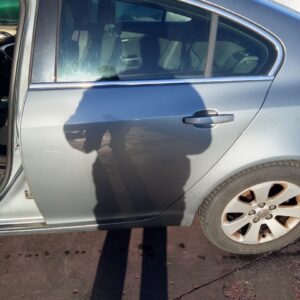 PUERTA TRASERA IZQUIERDA OPEL INSIGNIA BERLINA