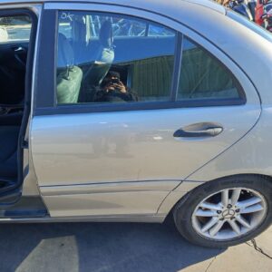 PUERTA TRASERA IZQUIERDA MERCEDES-BENZ CLASE C (BM 203) BERLINA