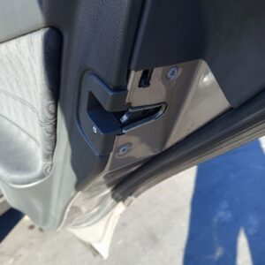 CERRADURA PUERTA TRASERA DERECHA MERCEDES-BENZ CLASE C (BM 203) BERLINA