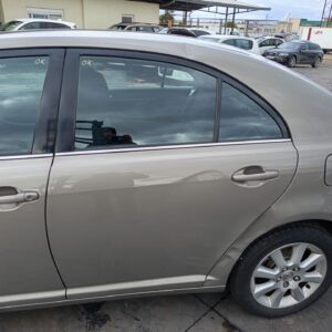 PUERTA TRASERA IZQUIERDA TOYOTA AVENSIS BERLINA (T25)