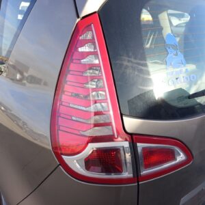 PILOTO TRASERO IZQUIERDO RENAULT SCENIC III (JZ)