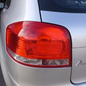 PILOTO TRASERO IZQUIERDO AUDI A3 (8P1)