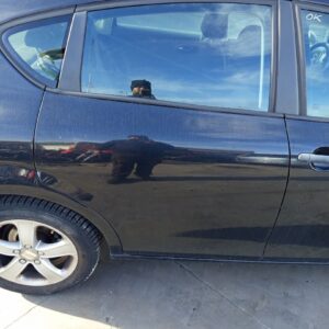PUERTA TRASERA DERECHA SEAT LEON (1P1)