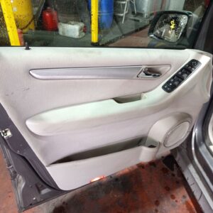 ELEVALUNAS DELANTERO IZQUIERDO MERCEDES-BENZ CLASE B (BM 245)