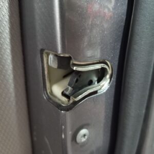 CERRADURA PUERTA DELANTERA DERECHA MERCEDES-BENZ CLASE B (BM 245)