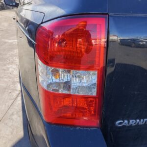 PILOTO TRASERO IZQUIERDO KIA CARNIVAL