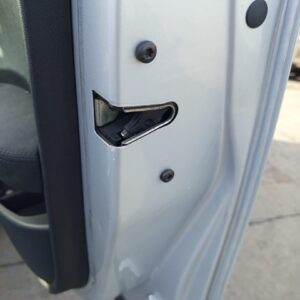 CERRADURA PUERTA DELANTERA DERECHA BMW SERIE 1 BERLINA (E81/E87)