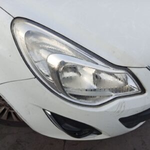 FARO DERECHO OPEL CORSA D
