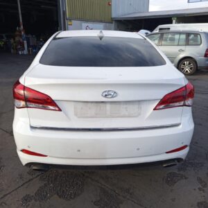 PARAGOLPES TRASERO HYUNDAI I40 (VF)