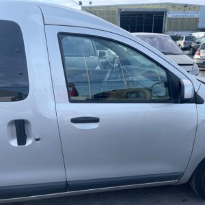 PUERTA DELANTERA DERECHA DACIA DOKKER