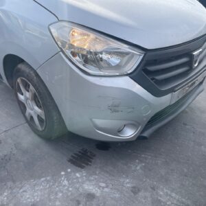 FARO DERECHO DACIA DOKKER