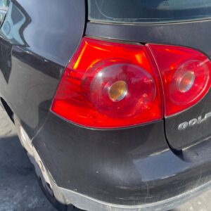 PILOTO TRASERO IZQUIERDO VOLKSWAGEN GOLF V (1K1)(10.2003)