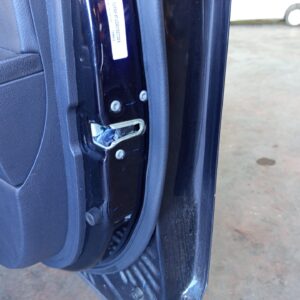 CERRADURA PUERTA DELANTERA DERECHA JEEP COMPASS (MK)