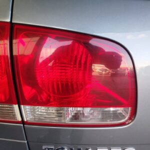 PILOTO TRASERO IZQUIERDO INTERIOR VOLKSWAGEN TOUAREG (7LA)