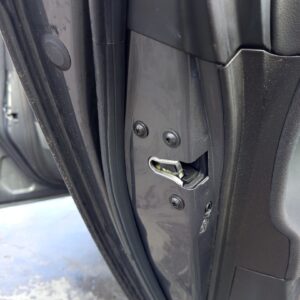 CERRADURA PUERTA TRASERA IZQUIERDA OPEL INSIGNIA BERLINA