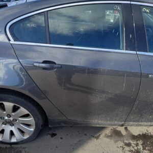 PUERTA TRASERA DERECHA OPEL INSIGNIA BERLINA