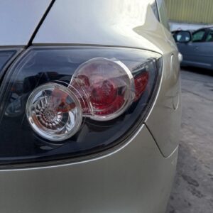 PILOTO TRASERO DERECHO MAZDA 3 BERLINA (BK)