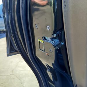 CERRADURA PUERTA TRASERA IZQUIERDA VOLVO XC70