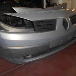 PARAGOLPES DELANTERO RENAULT MEGANE II BERLINA 5P