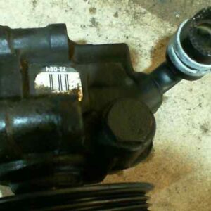 BOMBA DIRECCION FORD FIESTA BERLINA