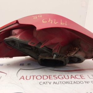 PILOTO TRASERO DERECHO PEUGEOT 207