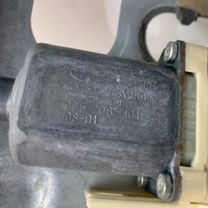 ELEVALUNAS DELANTERO DERECHO FORD FOCUS BERLINA (CAP)