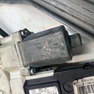 ELEVALUNAS DELANTERO IZQUIERDO RENAULT LAGUNA III BERLINA