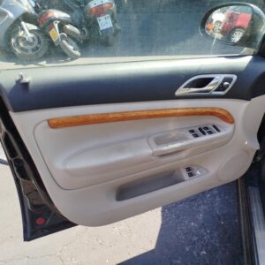 ELEVALUNAS DELANTERO IZQUIERDO SKODA SUPERB (3U4)