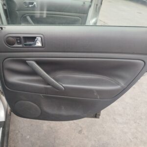 ELEVALUNAS TRASERO DERECHO VOLKSWAGEN PASSAT VARIANT (3B6)