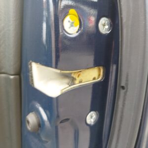CERRADURA PUERTA DELANTERA DERECHA HONDA ACCORD BERLINA (CG7-9/CH1-7)