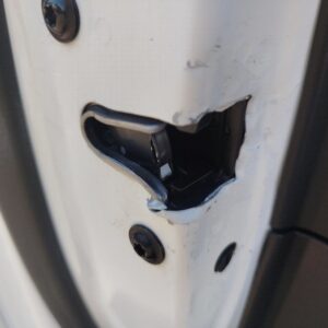 CERRADURA PUERTA TRASERA IZQUIERDA CHEVROLET CRUZE