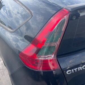 PILOTO TRASERO IZQUIERDO