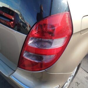 PILOTO TRASERO DERECHO MERCEDES-BENZ CLASE A (BM 169)