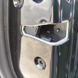 CERRADURA PUERTA DELANTERA IZQUIERDA FORD FIESTA (CB1)