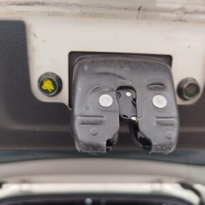 CERRADURA MALETERO / PORTON NISSAN PULSAR (C13M)