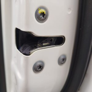CERRADURA PUERTA DELANTERA DERECHA NISSAN PULSAR (C13M)