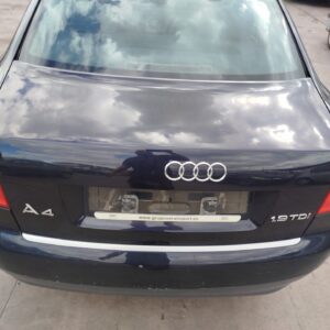 TAPA MALETERO AUDI A4 BERLINA (8E)