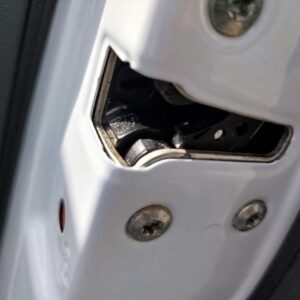 CERRADURA PUERTA TRASERA DERECHA KIA SPORTAGE (SL)