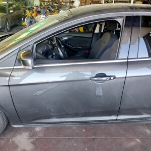 PUERTA DELANTERA IZQUIERDA FORD FOCUS BERLINA (CEW)