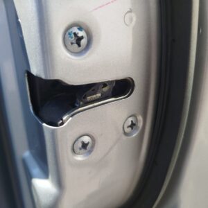 CERRADURA PUERTA DELANTERA DERECHA NISSAN QASHQAI (J10)