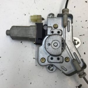 ELEVALUNAS DELANTERO IZQUIERDO KIA PICANTO (SA)