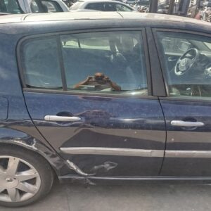 PUERTA TRASERA DERECHA RENAULT MEGANE II BERLINA 5P