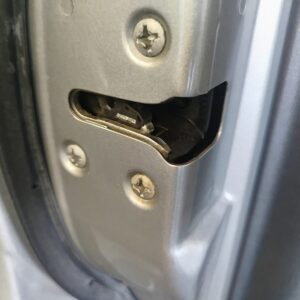 CERRADURA PUERTA TRASERA IZQUIERDA NISSAN QASHQAI (J10)