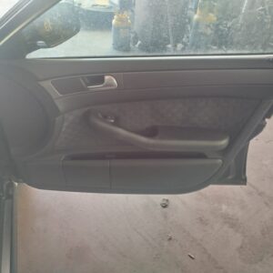 ELEVALUNAS DELANTERO DERECHO AUDI A6 BERLINA (4B2)