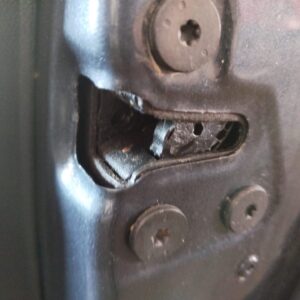 CERRADURA PUERTA TRASERA DERECHA RENAULT MEGANE IV BERLINA 5P