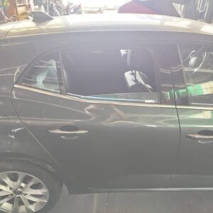 PUERTA TRASERA DERECHA RENAULT MEGANE IV BERLINA 5P