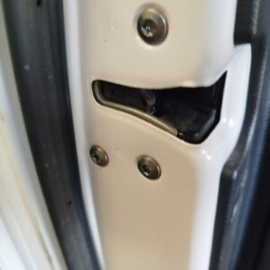 CERRADURA PUERTA TRASERA IZQUIERDA KIA CARENS (RP)