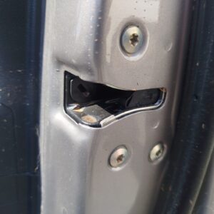 CERRADURA PUERTA TRASERA DERECHA HYUNDAI I20 (BC3)
